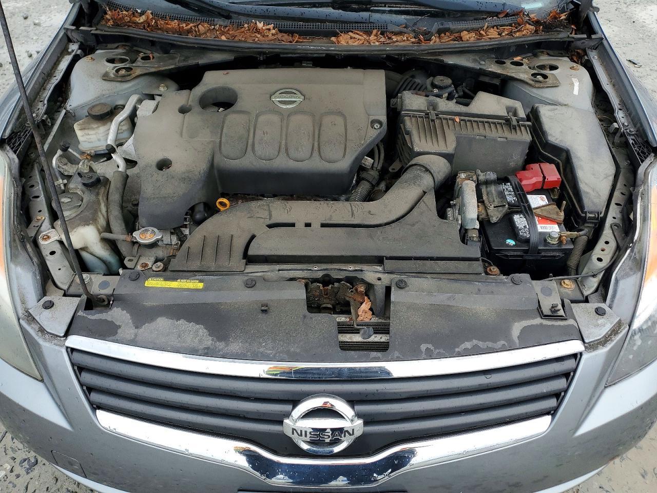 2009 Niss Altima