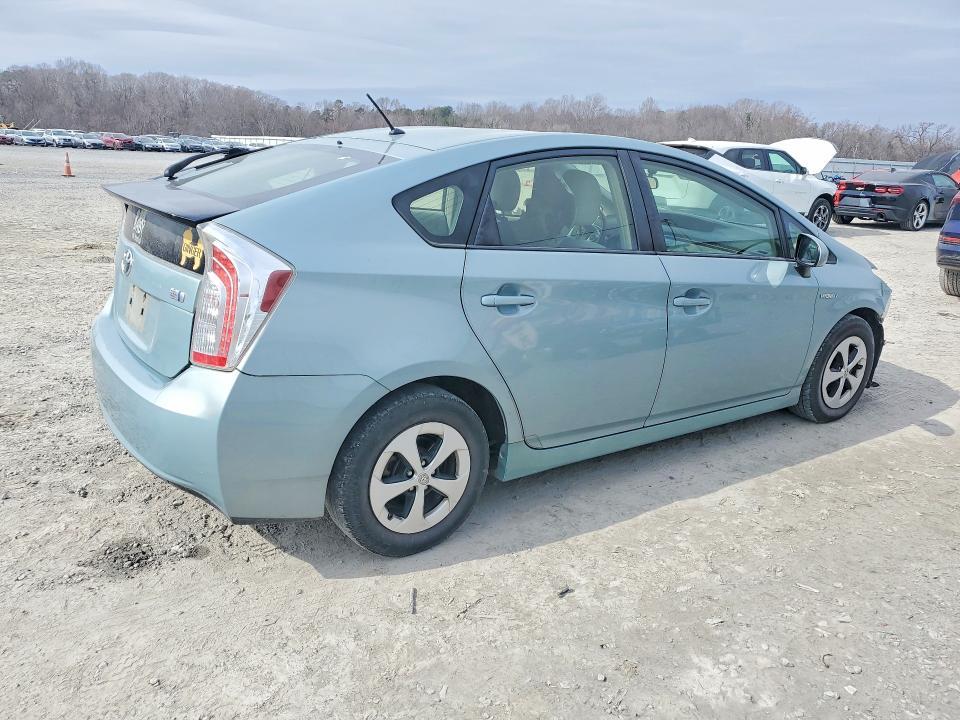 2015 Toyota Prius two