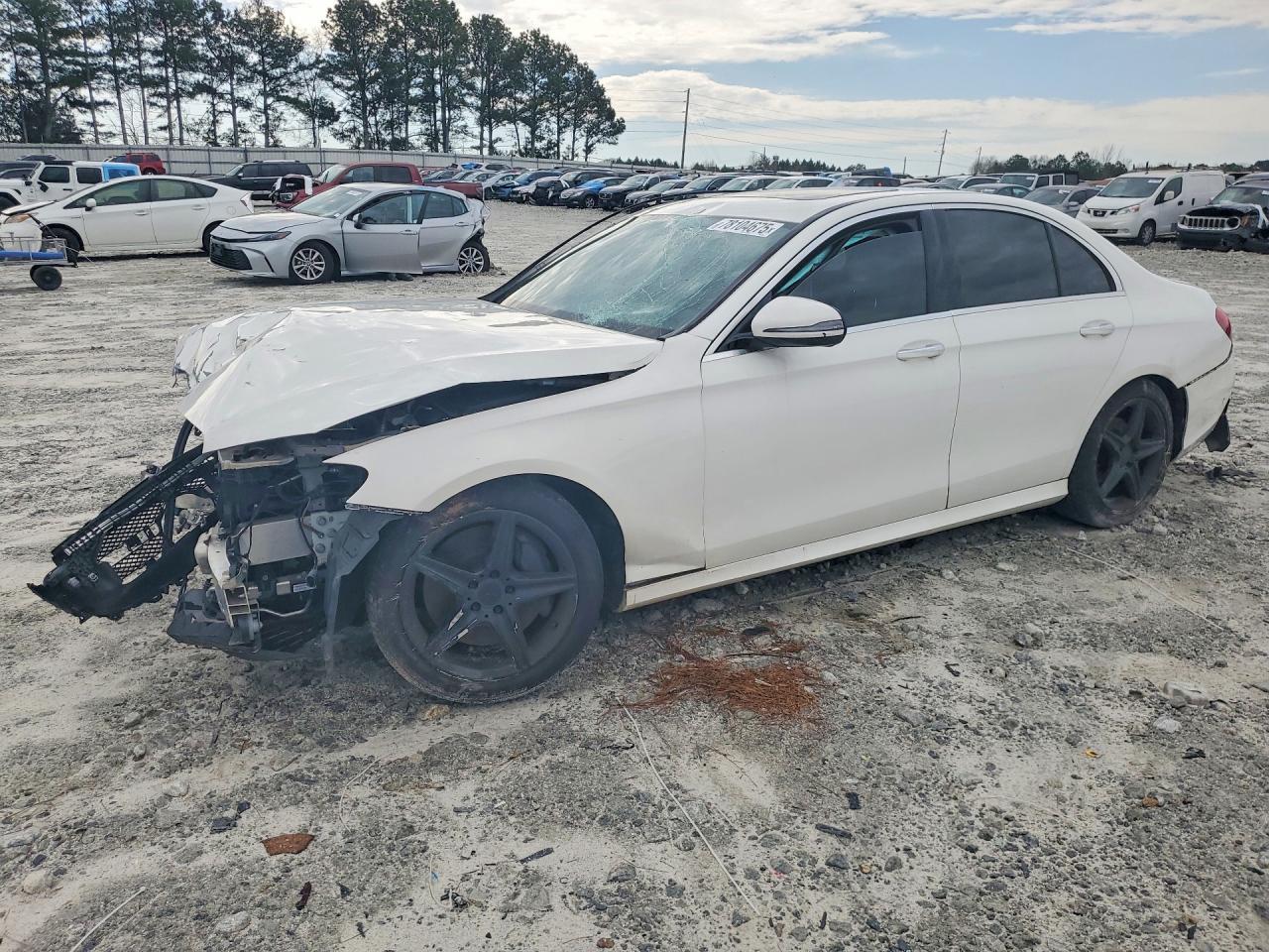 2017 Mercedes-Benz E 300