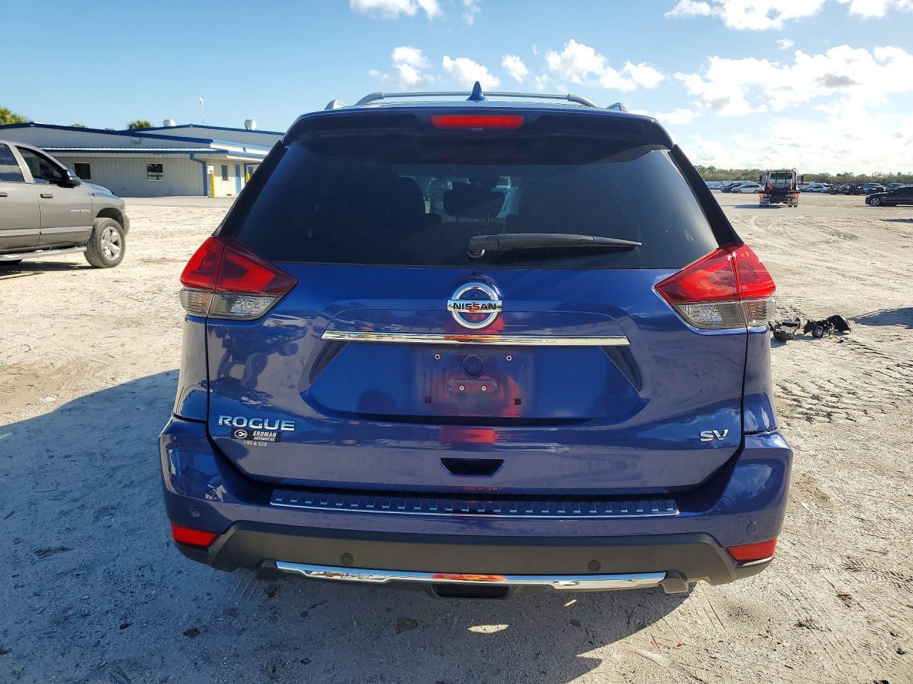 2019 Nissan Rogue sv
