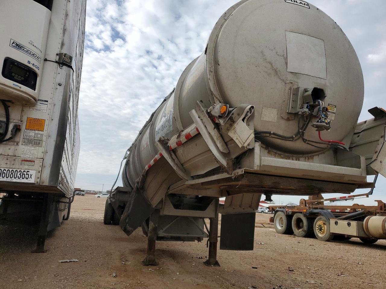 2014 Polar Tank Trailer