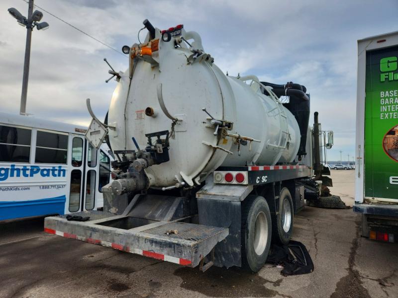 2012 Peterbilt 348 Vacuum Truck