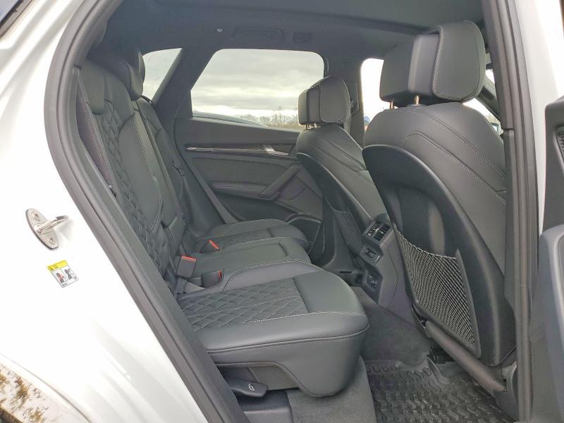 2025 Audi SQ5 Premium Plus