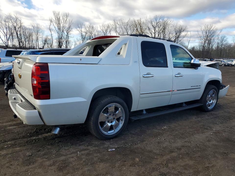 2011 Chevrolet Avalanche LTZ