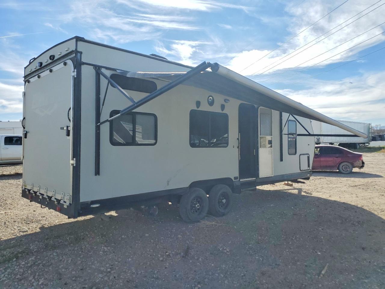 2017 Pacific FIC Coachwork Camper
