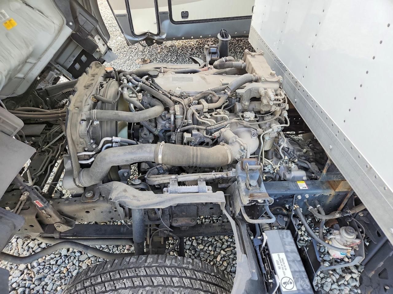 2022 Isuzu NPR HD