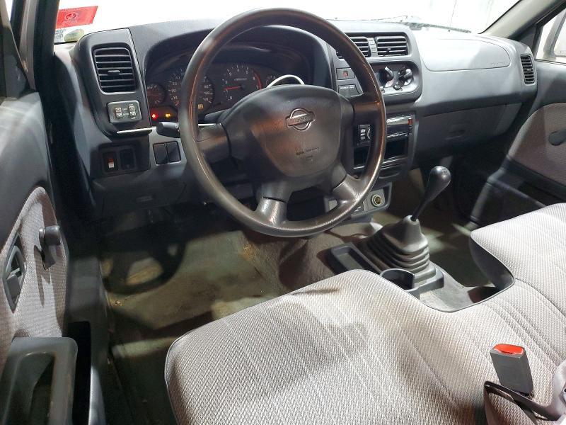 2001 Nissan Frontier XE