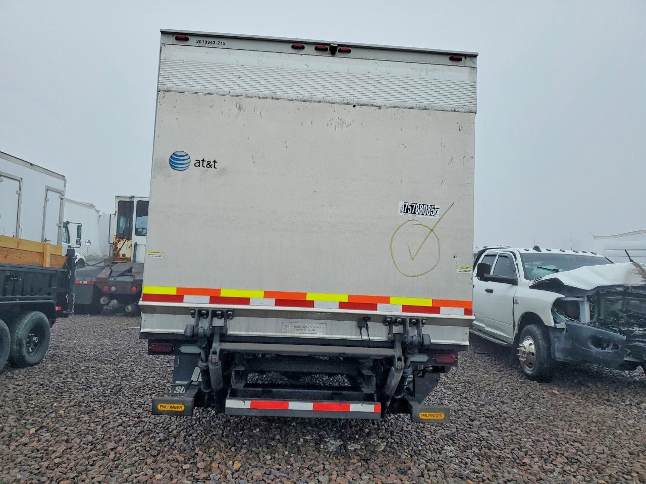 2018 Chevrolet Express BOX Truck