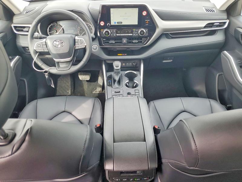 2026 Toyota Highlander xle