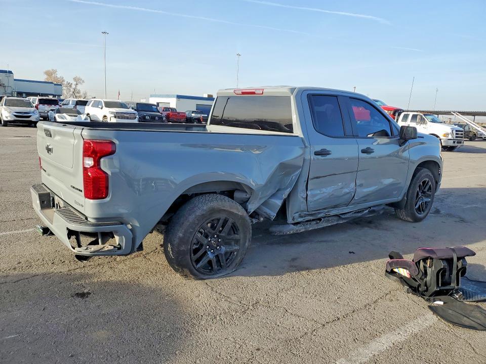 2025 Chevrolet Silverado C1500 Custom