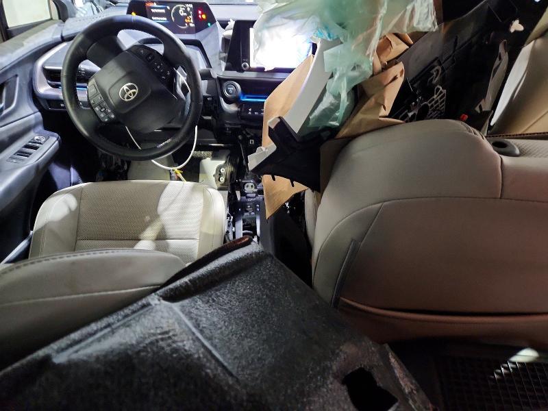 2023 Toyota Prius xle