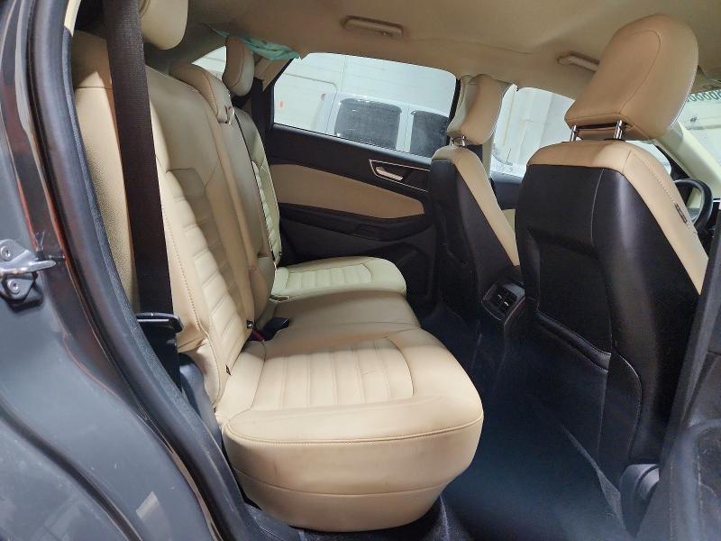 2021 Ford Edge sel