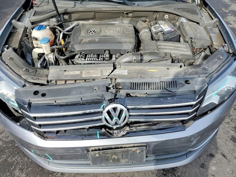 2015 Volkswagen Passat s