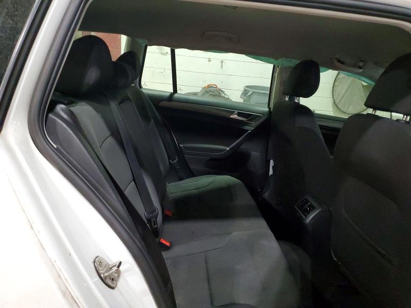 2019 Volkswagen Golf Sportwagen s
