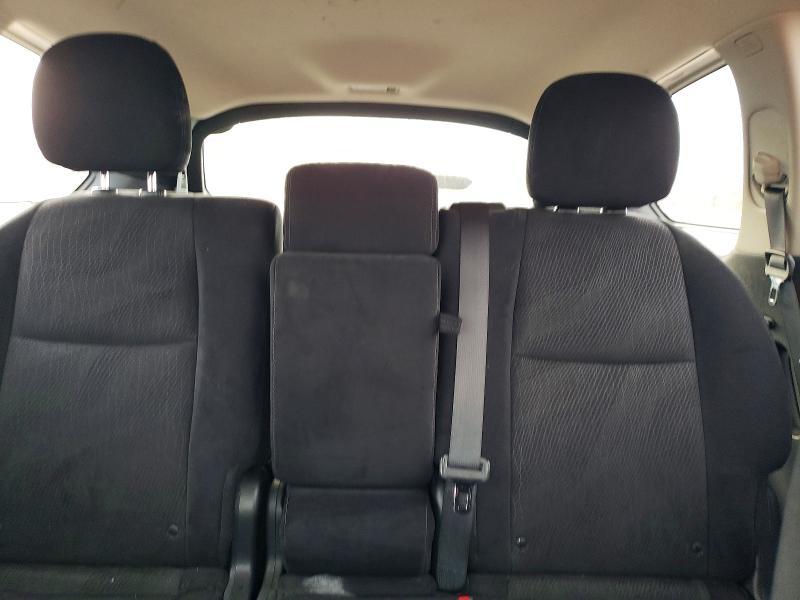 2016 Nissan Pathfinder s