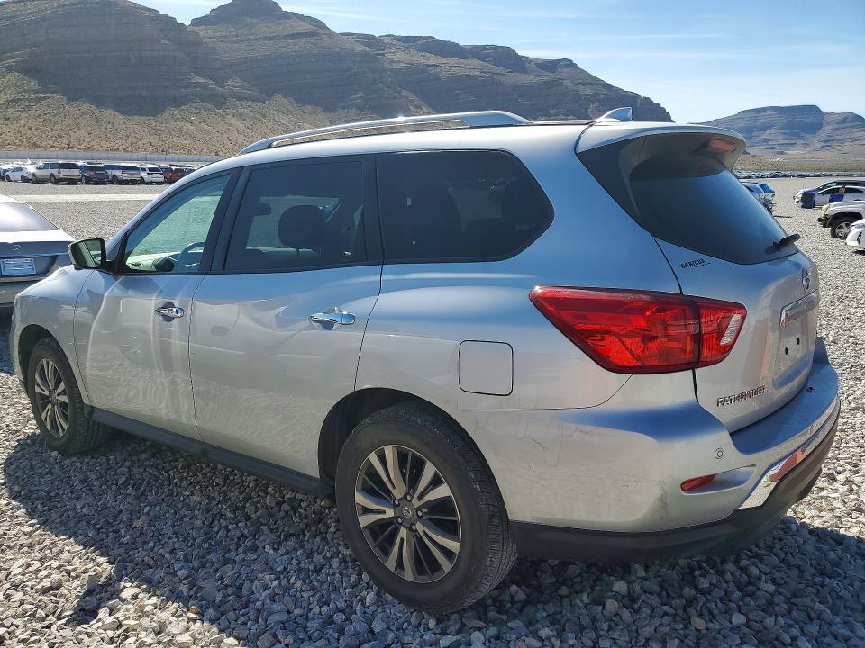 2019 Nissan Pathfinder sl