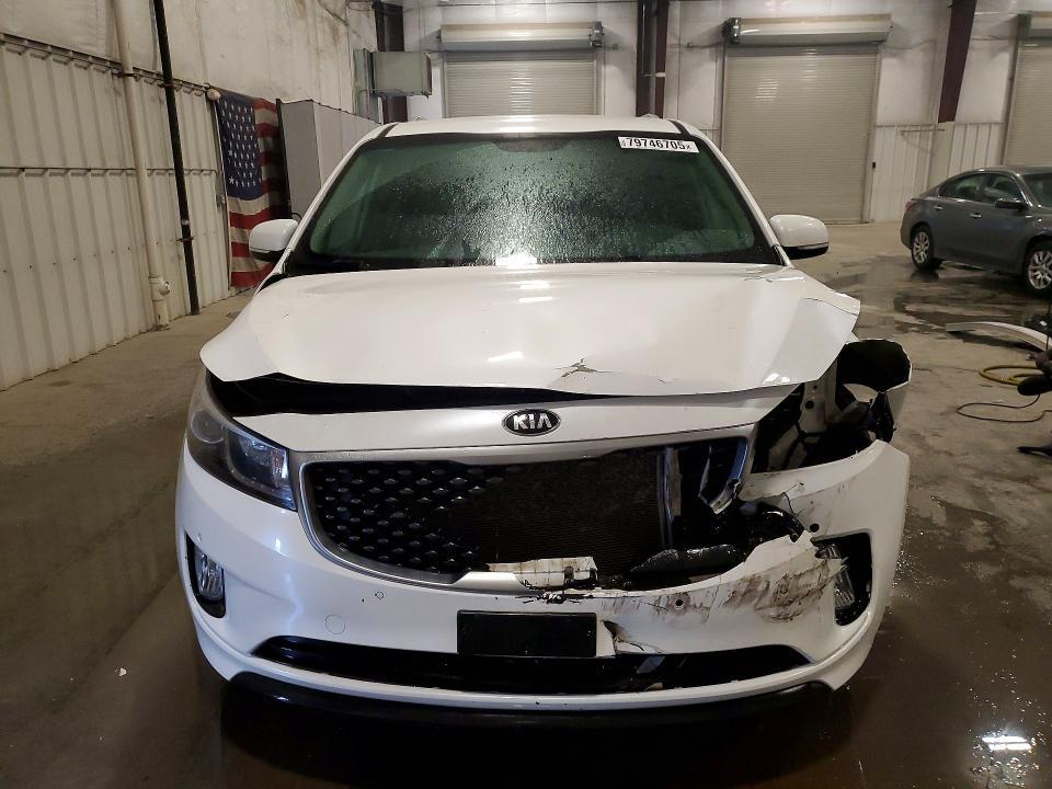 2018 KIA Sedona sx