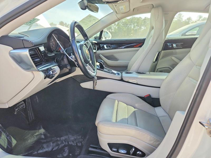 2019 Porsche Panamera Base