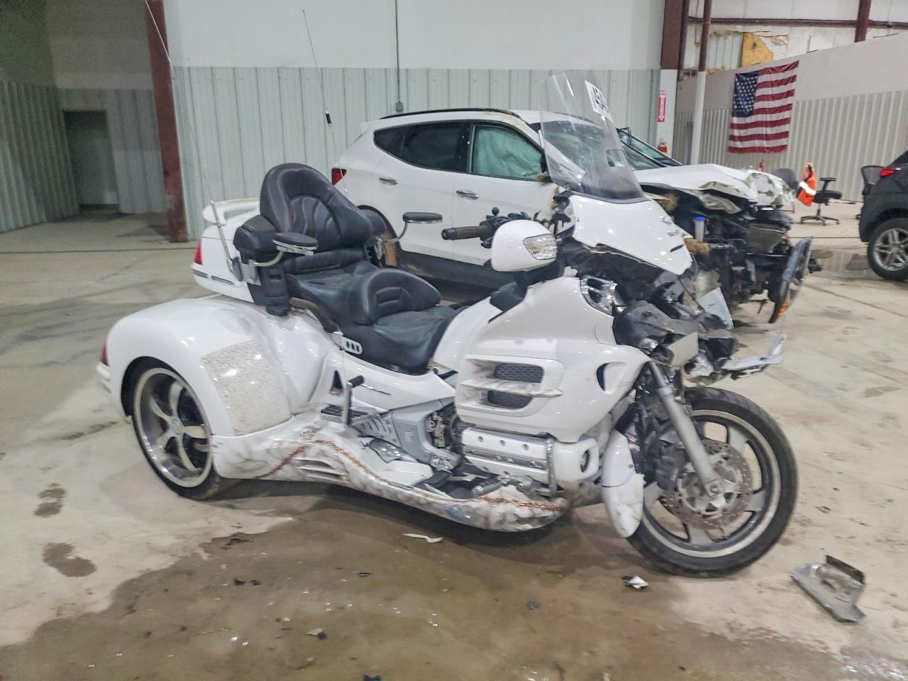 2005 Honda GL1800