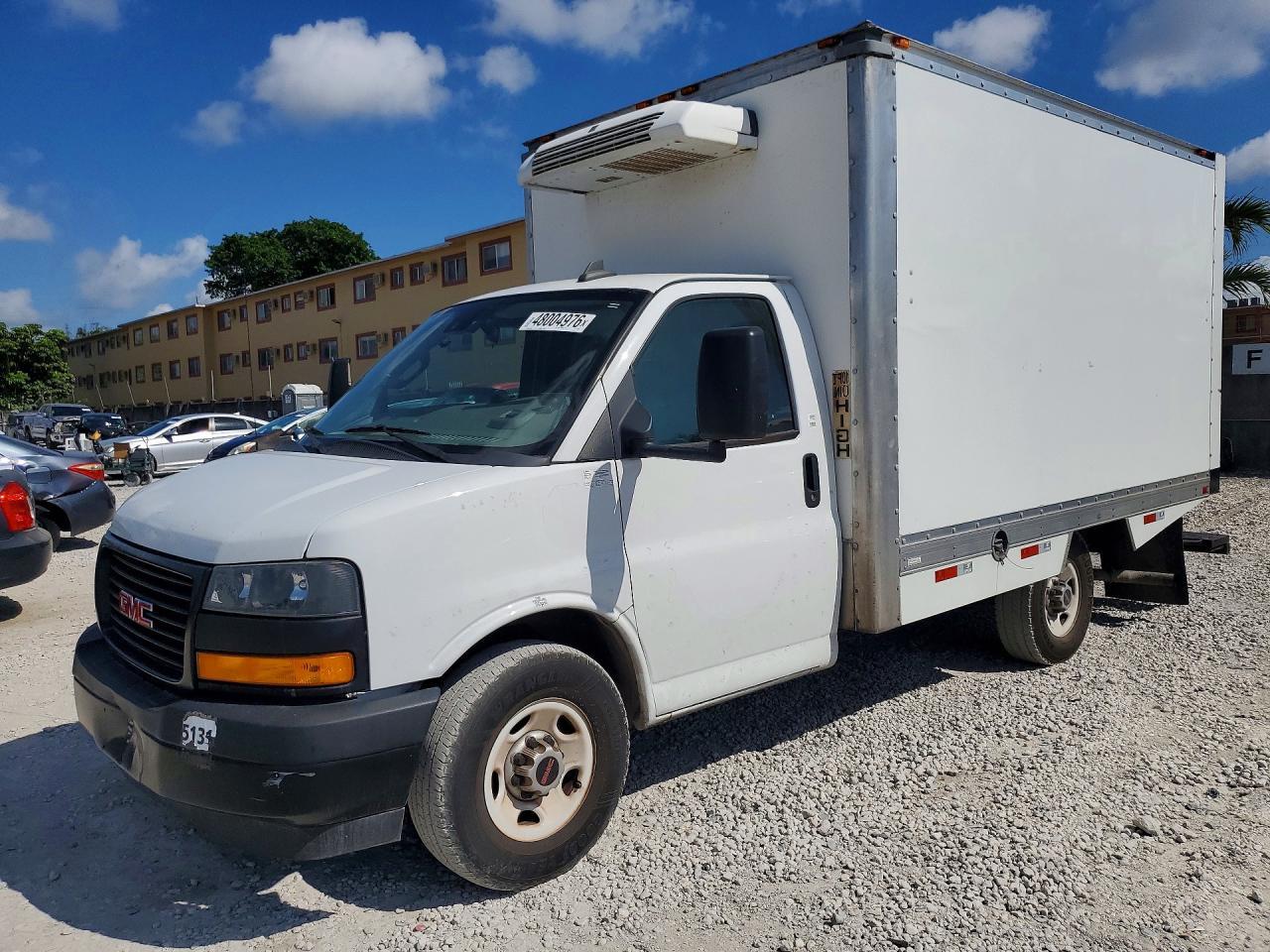 2022 GMC Savana Cutaway G3500