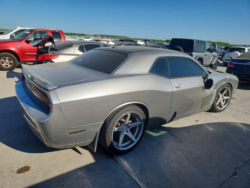 2013 Dodge Challenger sxt