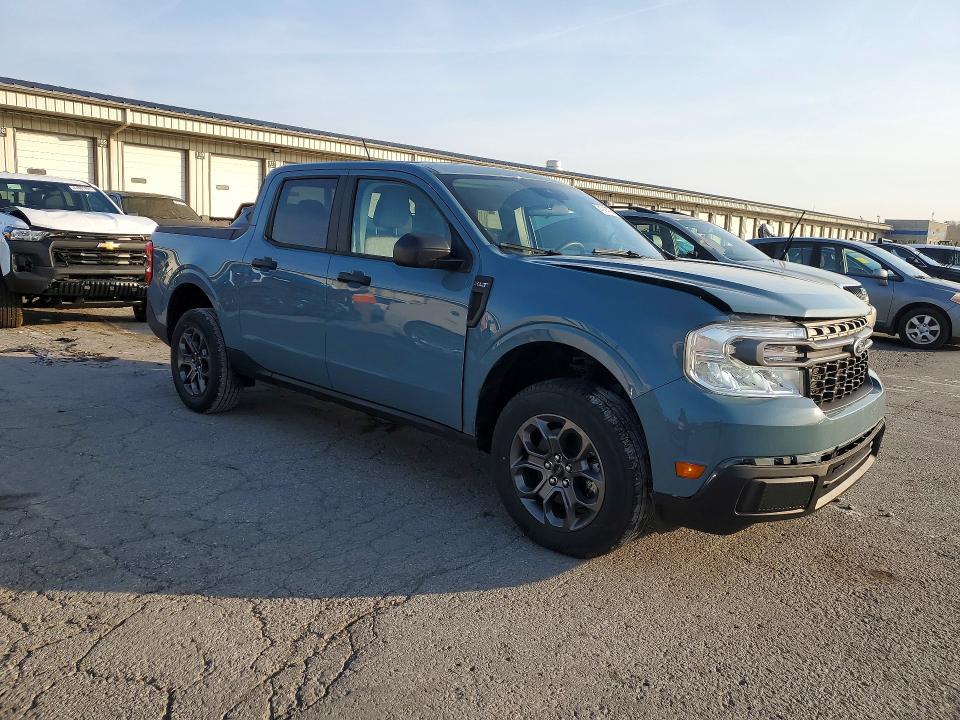 2023 Ford Maverick XL