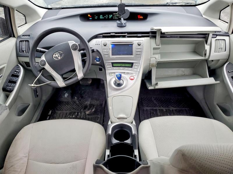2014 Toyota Prius Three