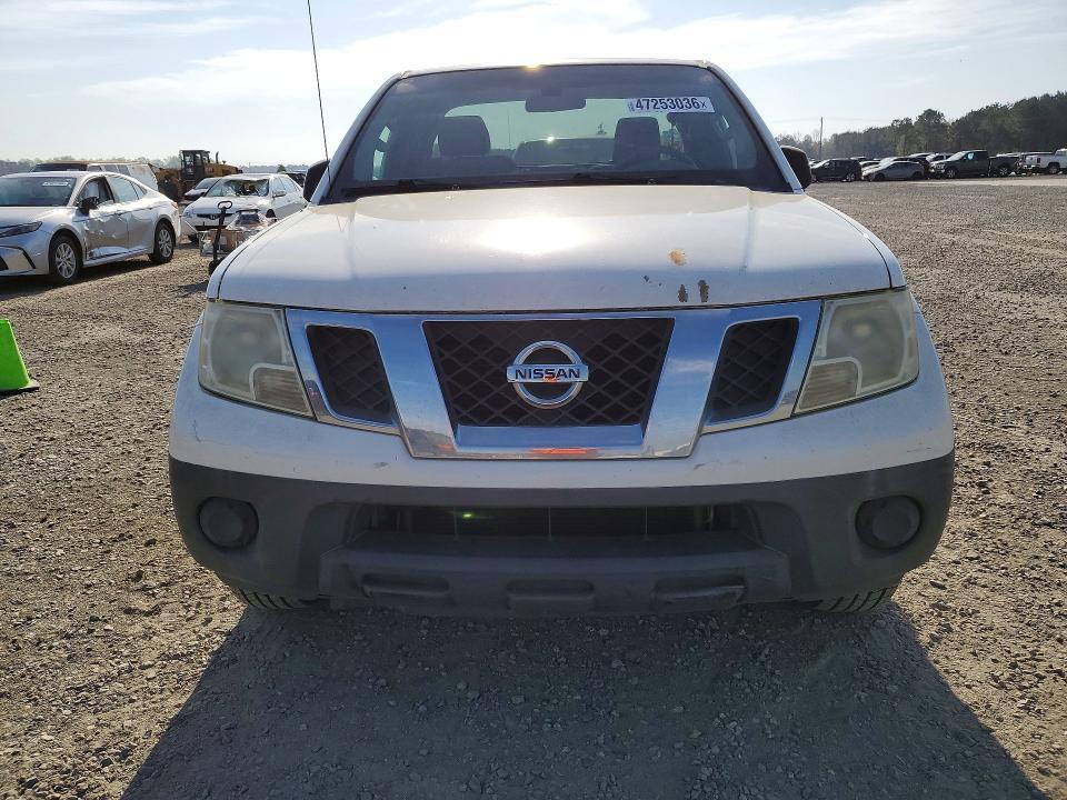2015 Nissan Frontier S