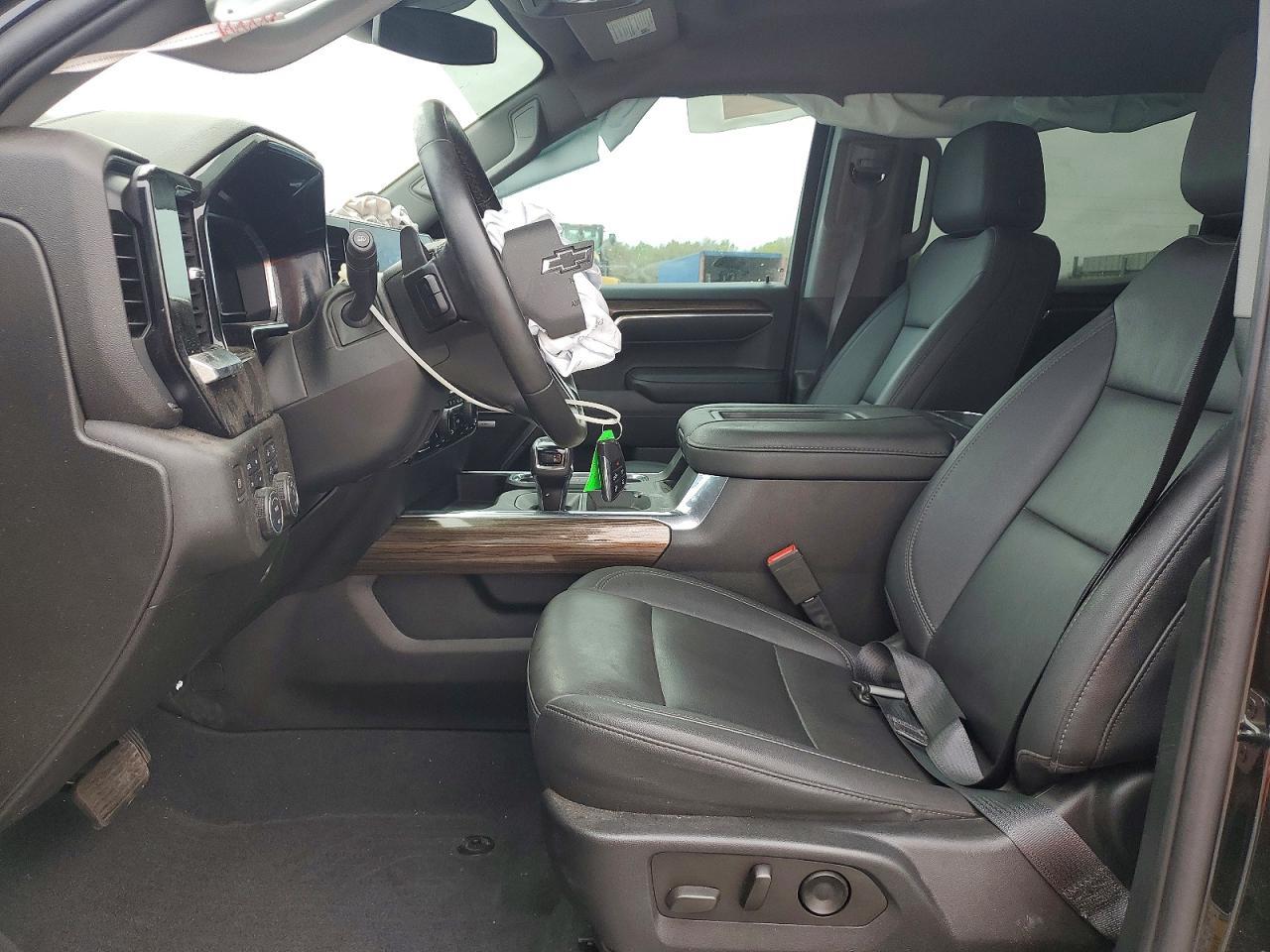 2022 Chevrolet Silverado K1500 RST