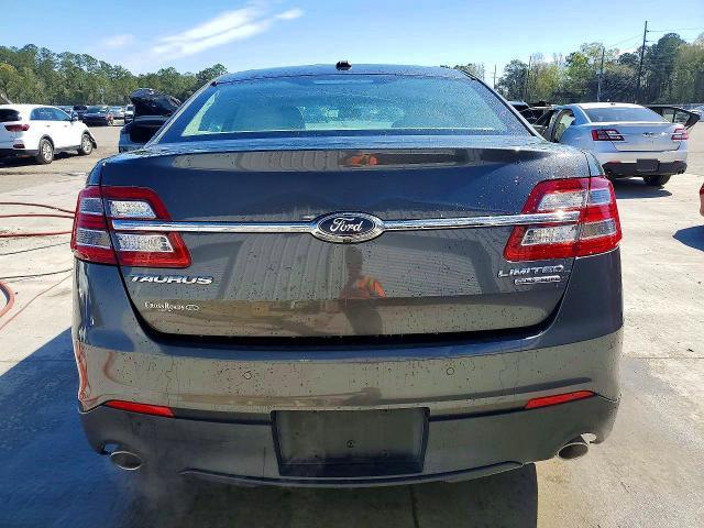 2018 Ford Taurus Limited