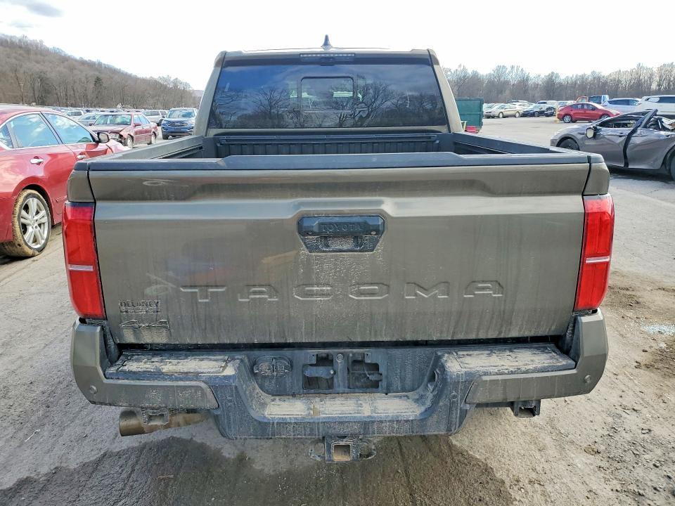 2024 Toyota Tacoma TRD OFF-Road