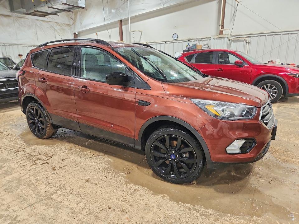 2018 Ford Escape se
