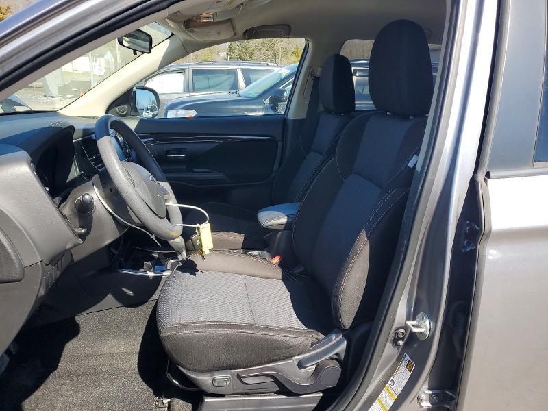 2020 Mitsubishi Outlander se