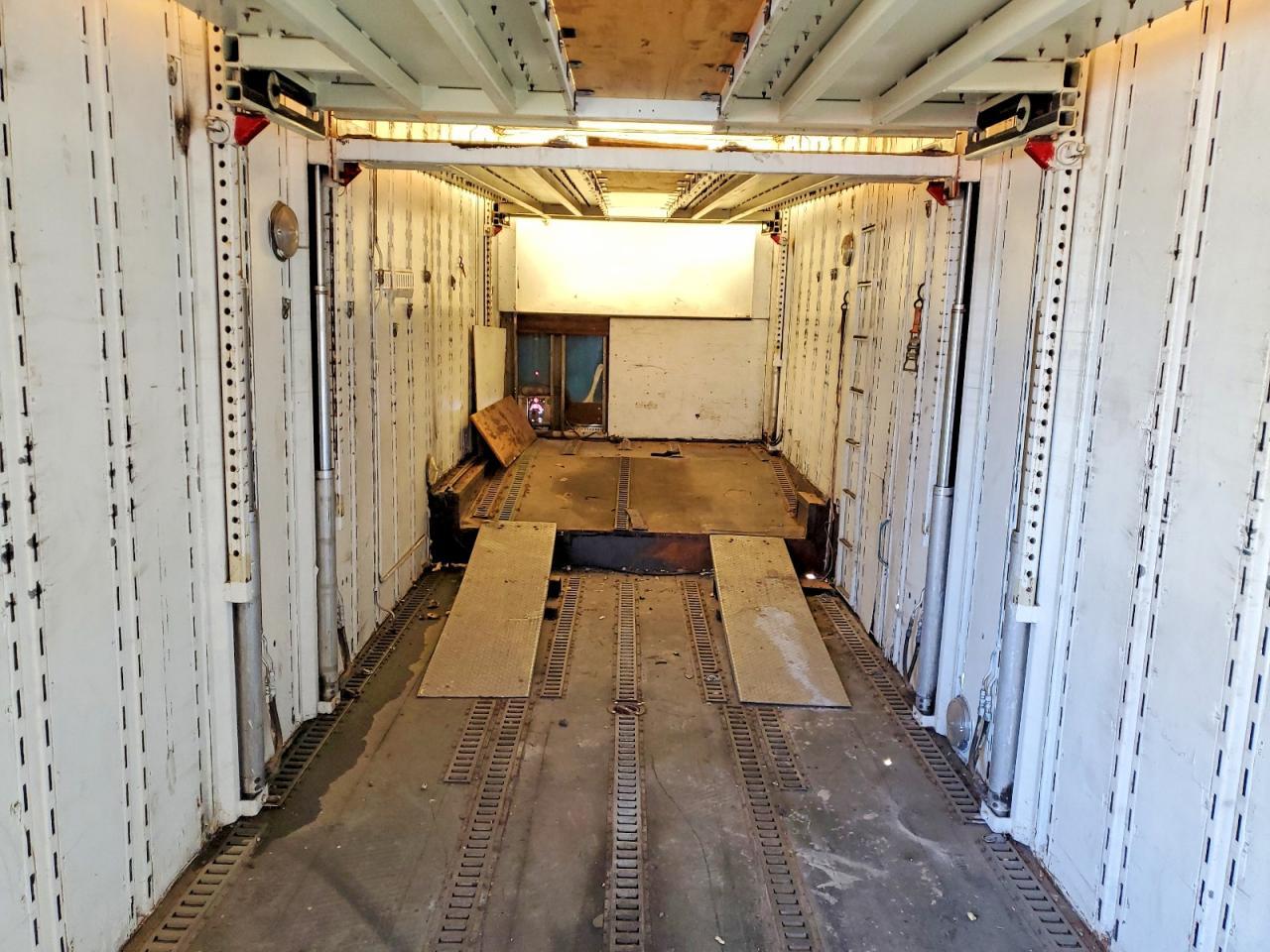 1991 Kentucky Furniture Enclosed Car Carrier