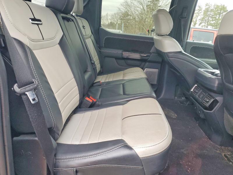 2023 Ford F150 Lightning pro