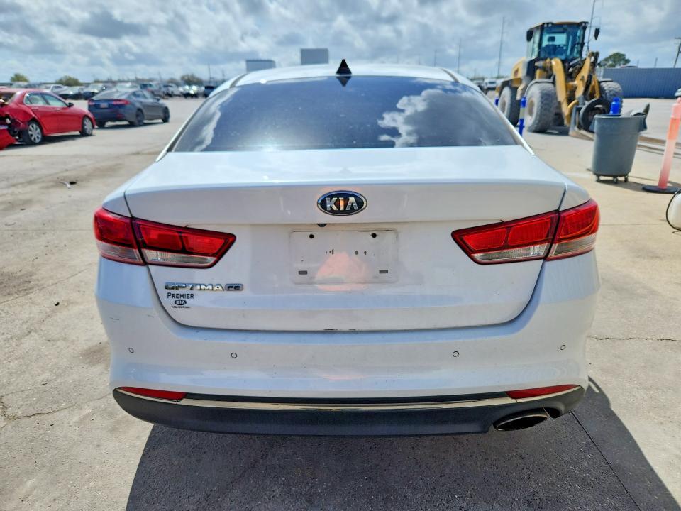2017 KIA Optima lx