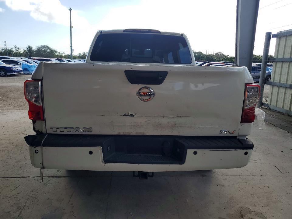 2018 Nissan Titan SV