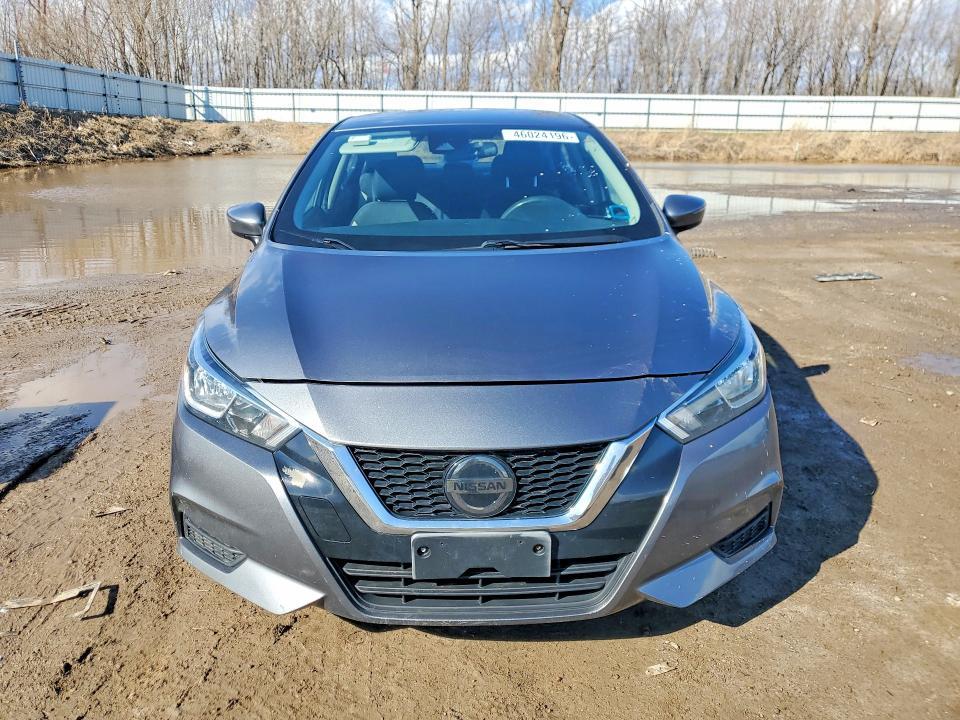 2020 Nissan Versa sv