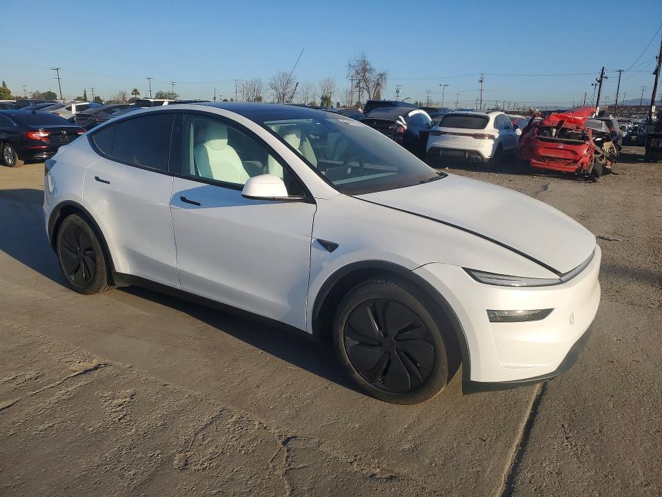 2026 Tesla Model y