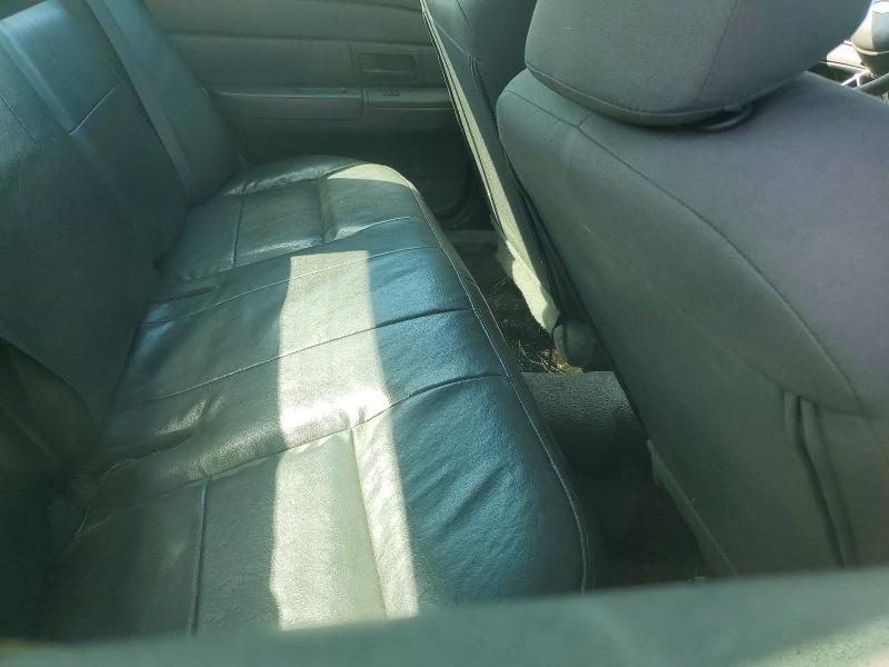 2004 Ford Crown Victoria Police Interceptor