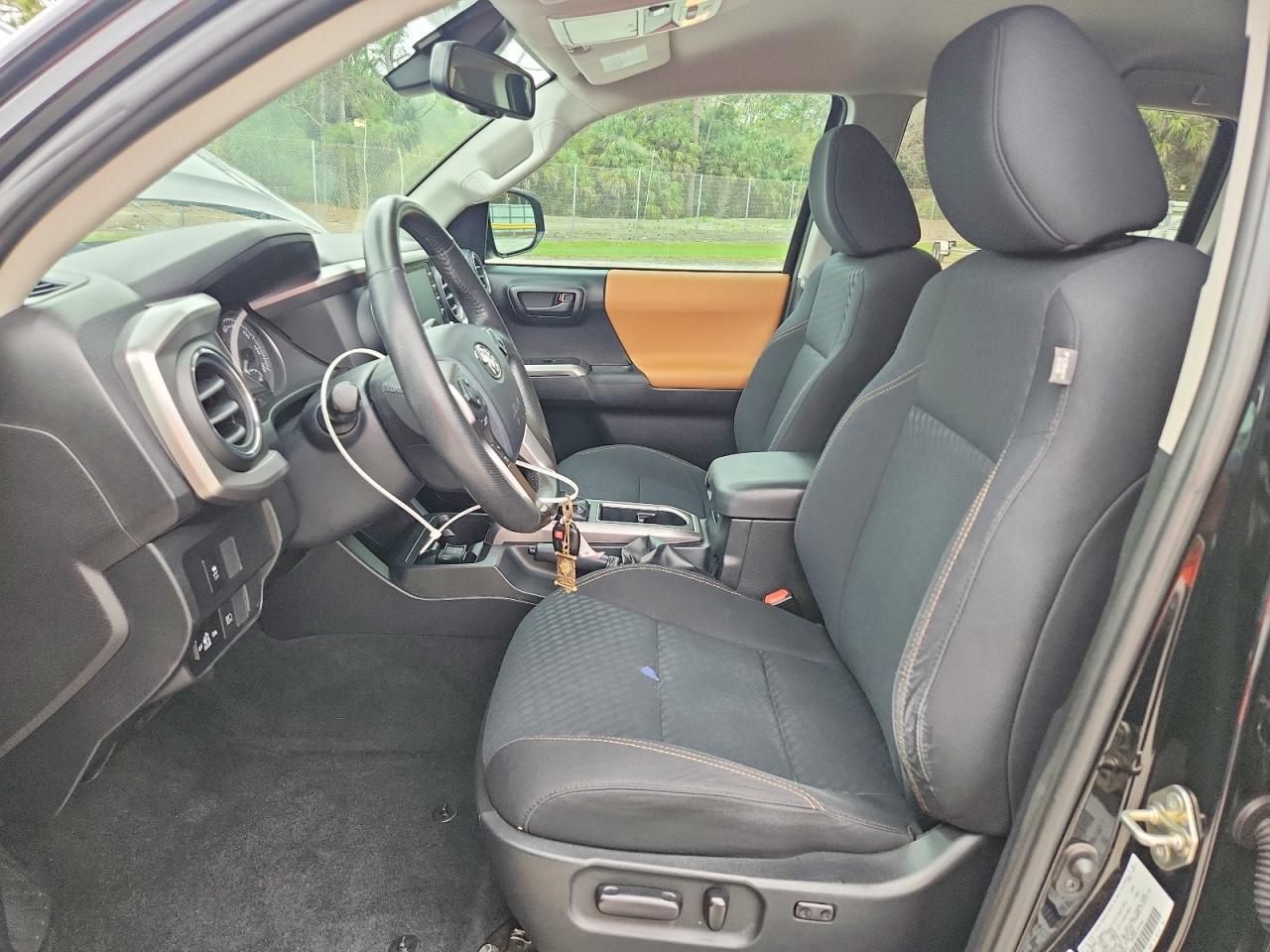 2020 Toyota Tacoma SR5 V6