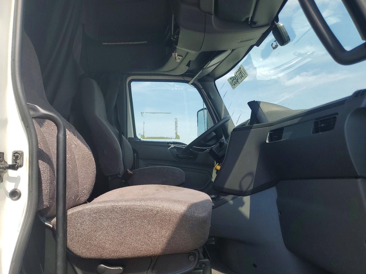 2022 International LT625-Semi Truck