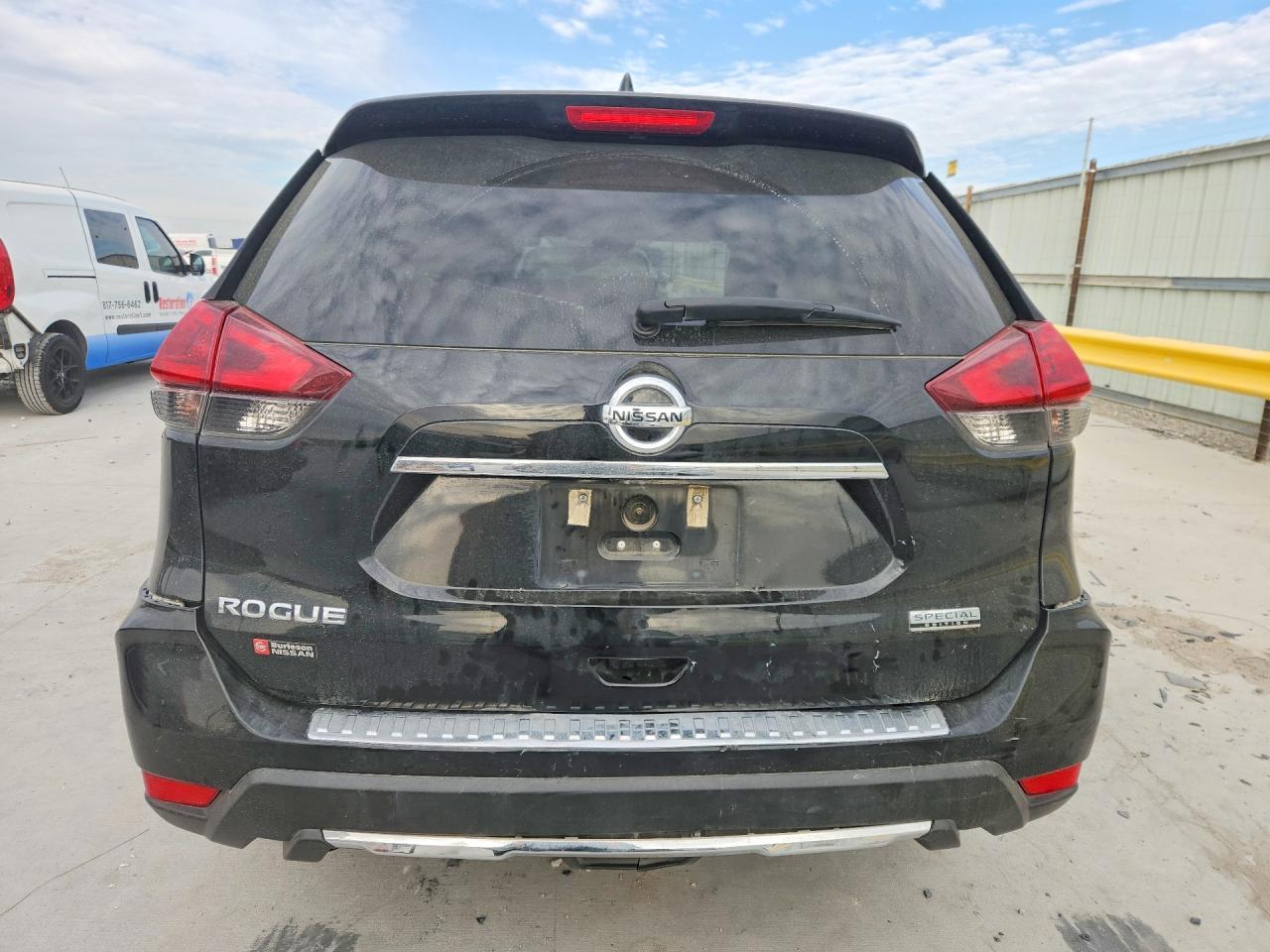 2019 Nissan Rogue s