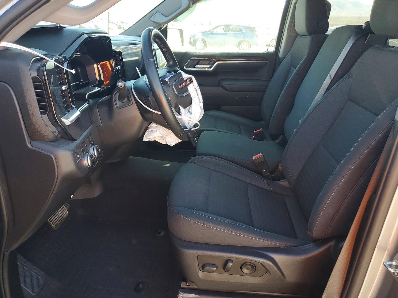 2023 GMC Sierra K1500 Elevation
