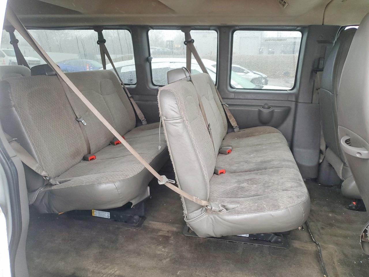 2019 Chevrolet 2019 Chev Express G3500 LT
