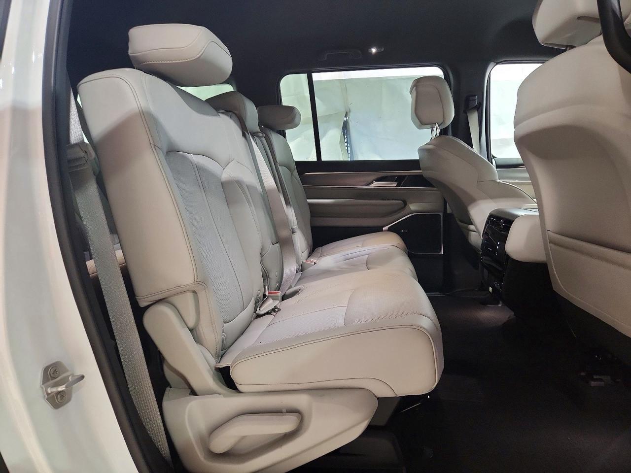 2025 Jeep Wagoneer l Series ii