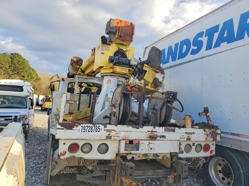 2017 International 7300 Digger Derrick Truck