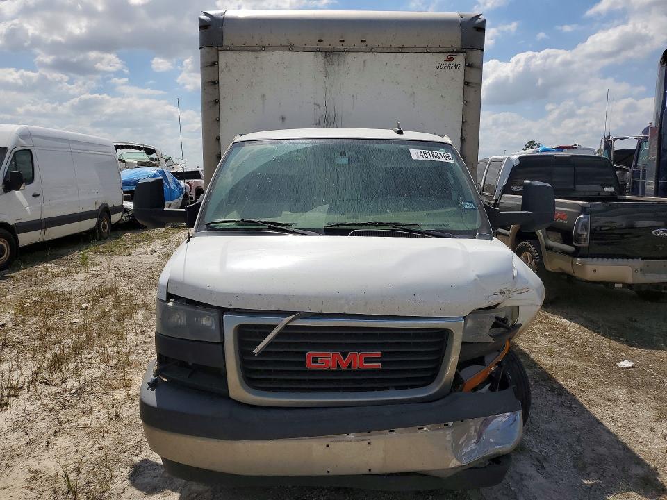2019 GMC Savana BOX Truck