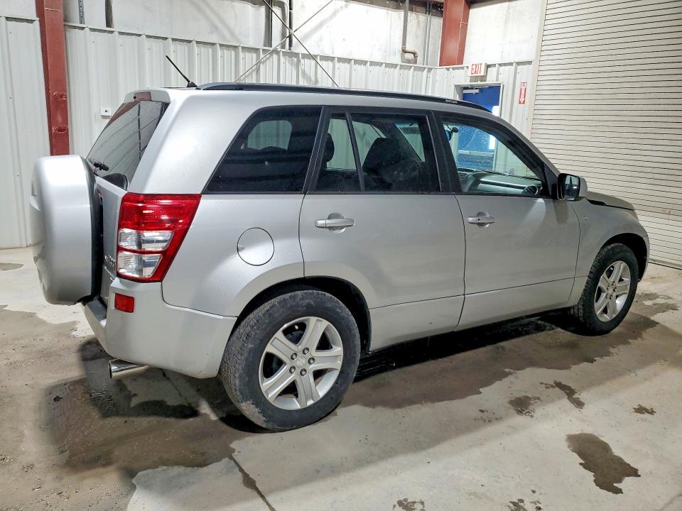 2006 Suzuki Grand Vitara Luxury