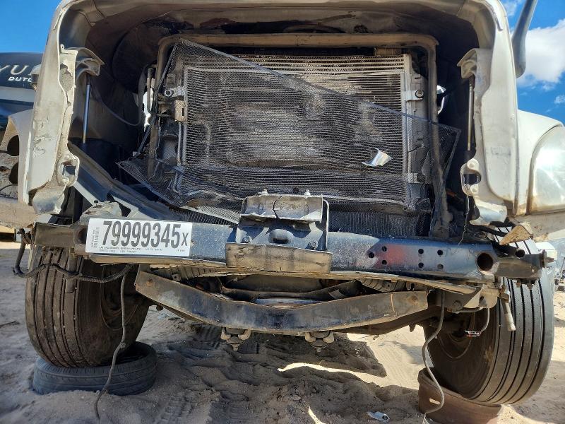 2016 Freightliner Cascadia 125 Semi Truck